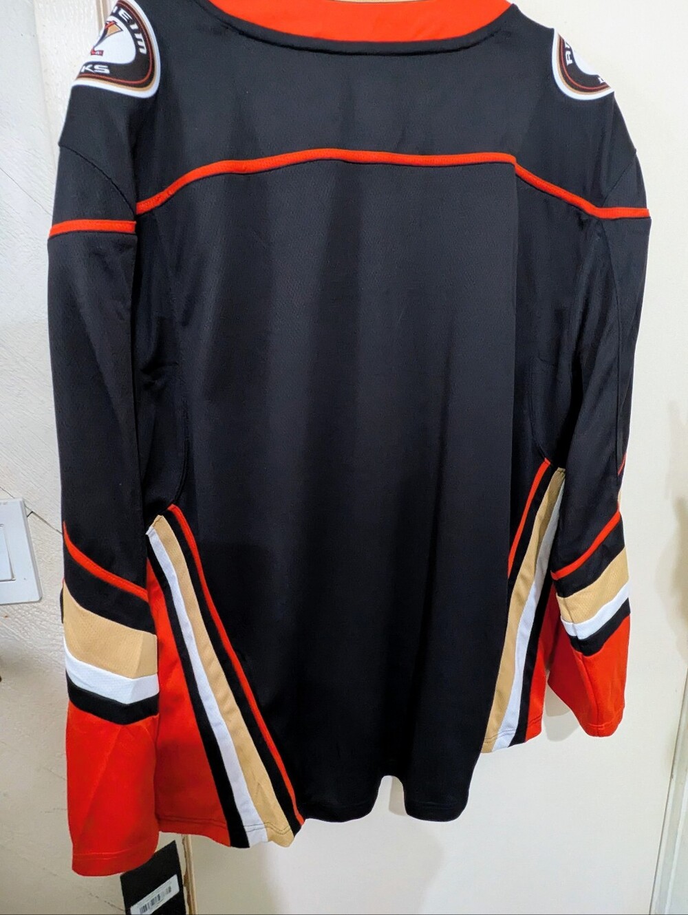 Anaheim Ducks NHL Fanatics Breakaway Home Jersey In Black And Orange XXL Men's - Picture 3 of 6